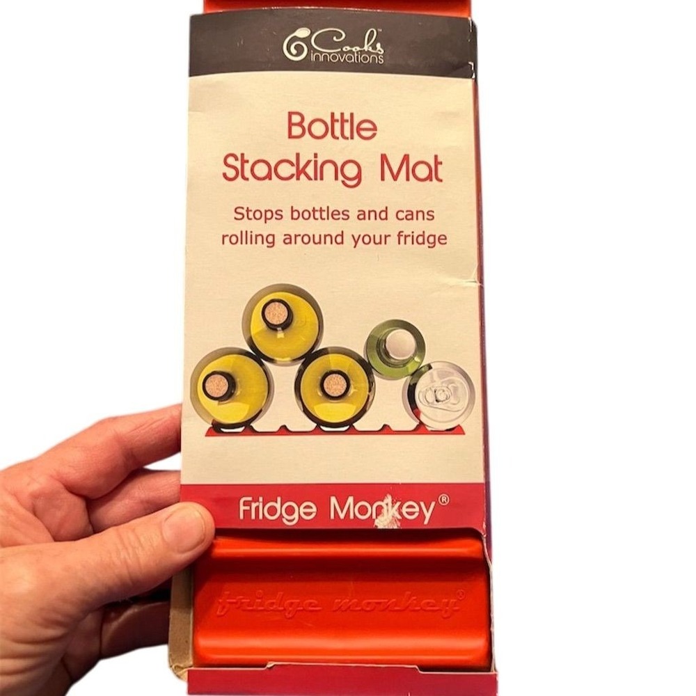 Cooks Innovations Fridge Monkey Bottle Stacking Mat Red Space-Saving